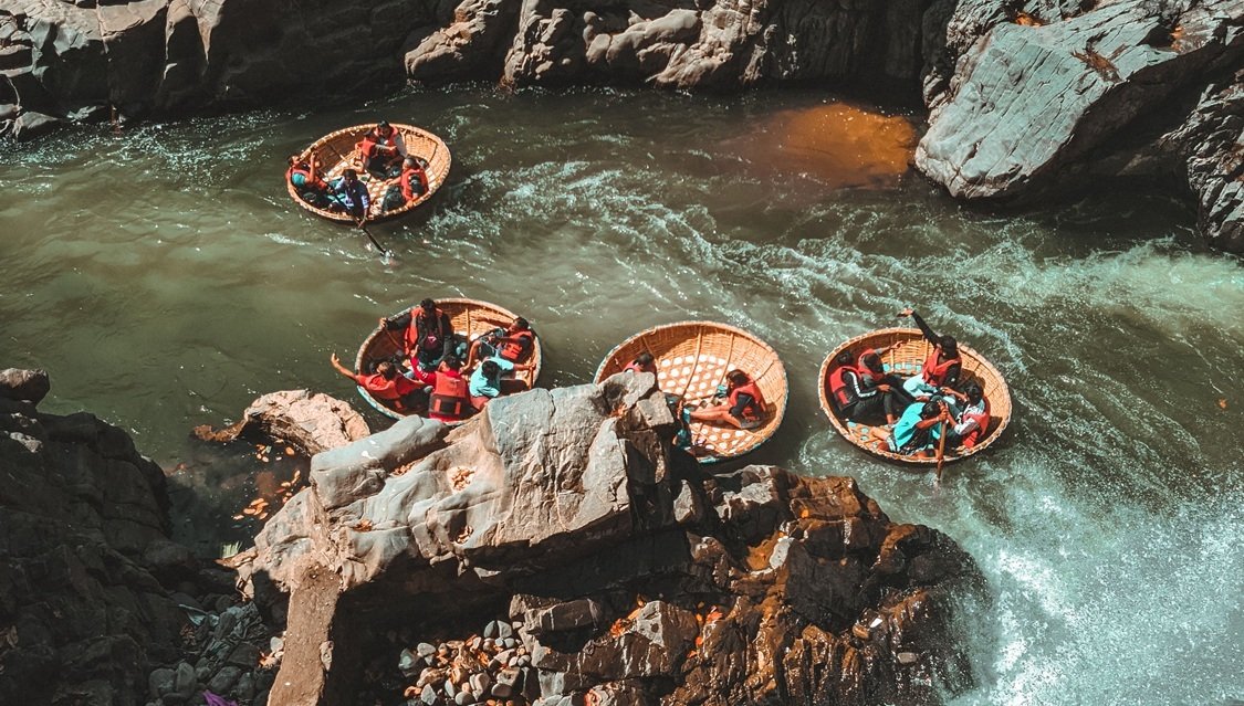7 Days Meghalaya Tour Package With Kaziranga National Park Safari
