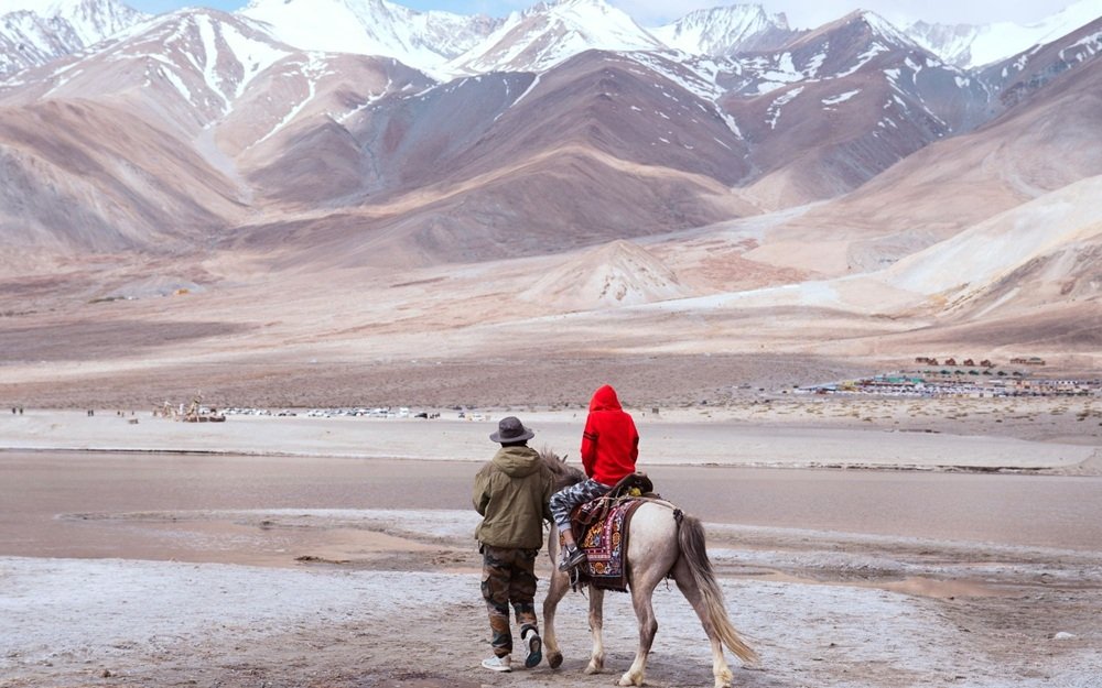 Best of Leh Ladakh Tour Package – 5 Nights and 6 Days